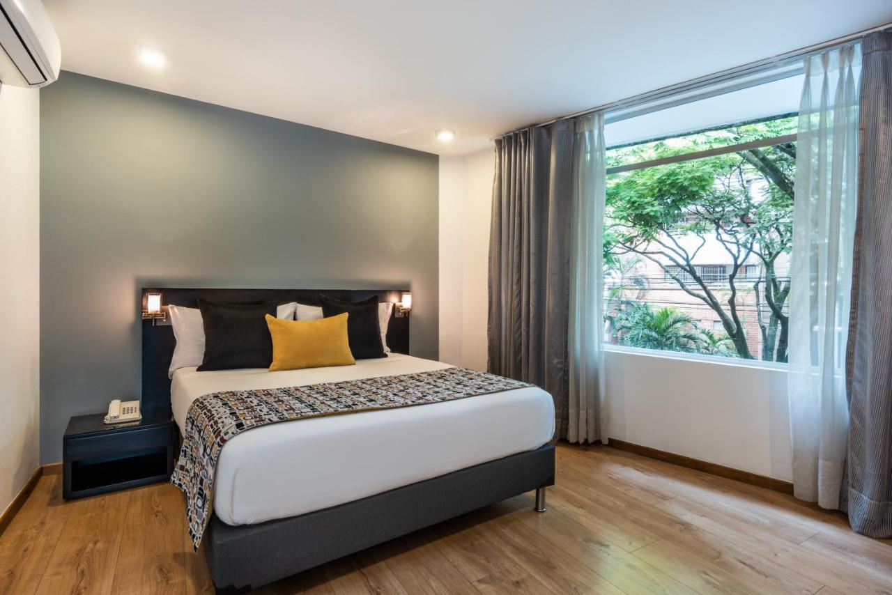 Hotel Asturias เมเดยิน ภายนอก รูปภาพ