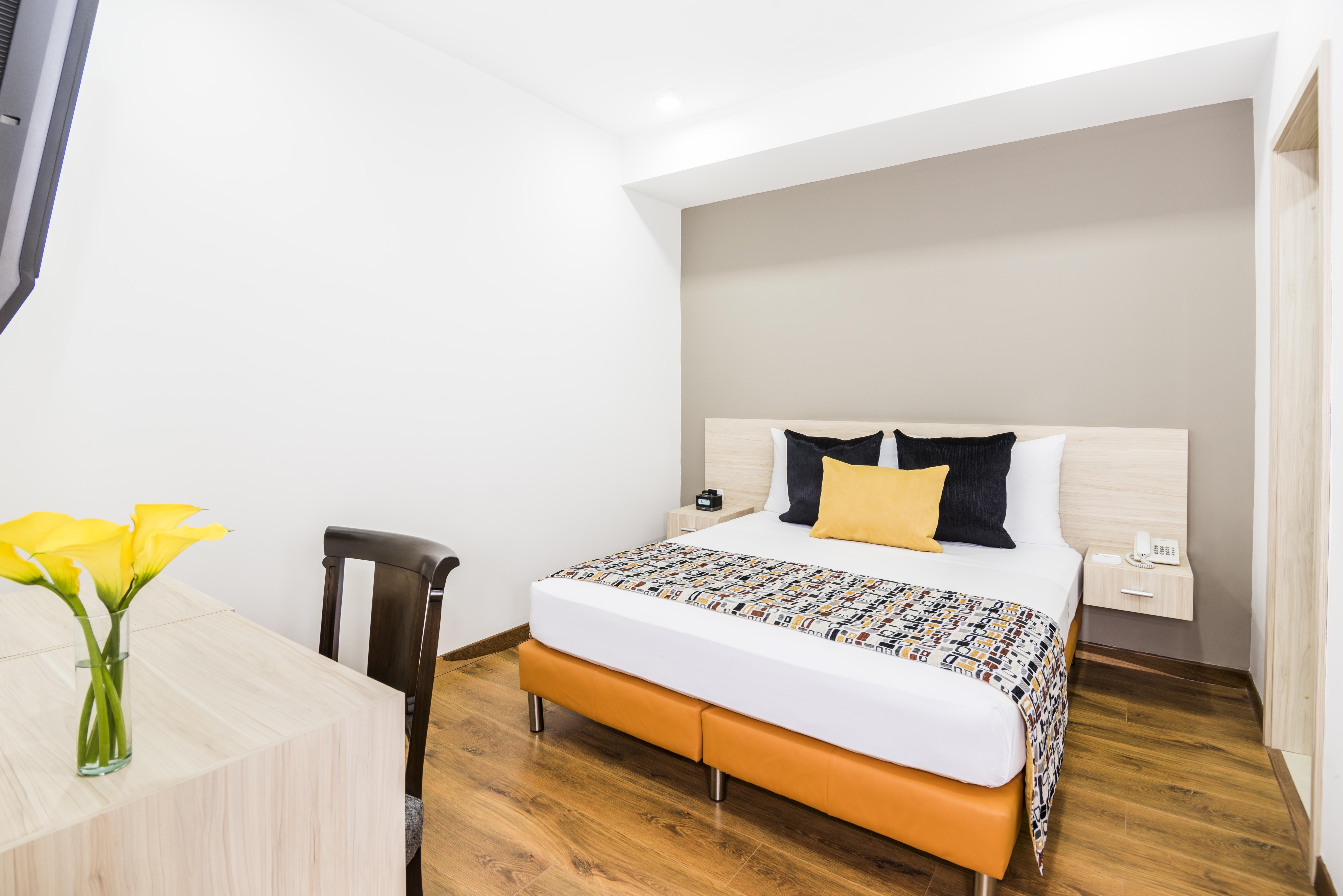 Hotel Asturias เมเดยิน ภายนอก รูปภาพ