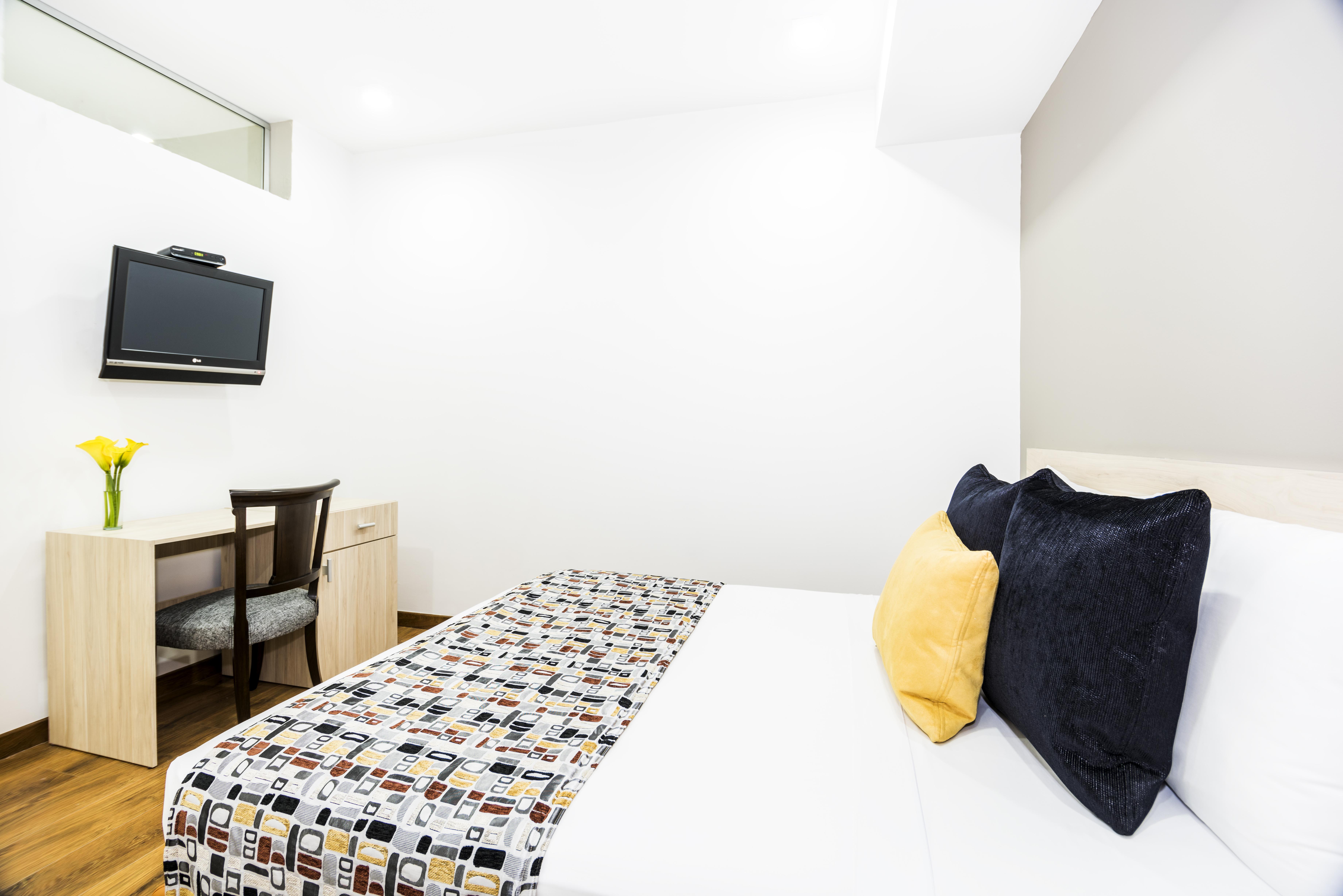 Hotel Asturias เมเดยิน ภายนอก รูปภาพ
